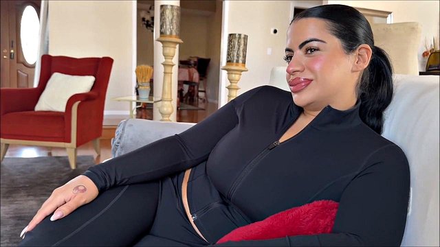Lisa the Big Tits Stepmom Lingerie BJ