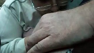 Masturbiert mit Hässlichen