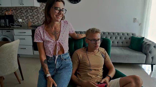 Cheated on her husband with his best friend, behind his back!