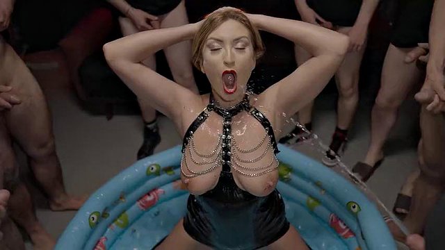 Sexy Cougar Loves Interracial Cocks in Gangbang Bukkake Ggg John Thompson