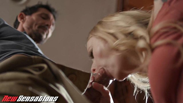 Tommy Gunn Pounds Small Tits Blonde Paris White and Cherry Potter