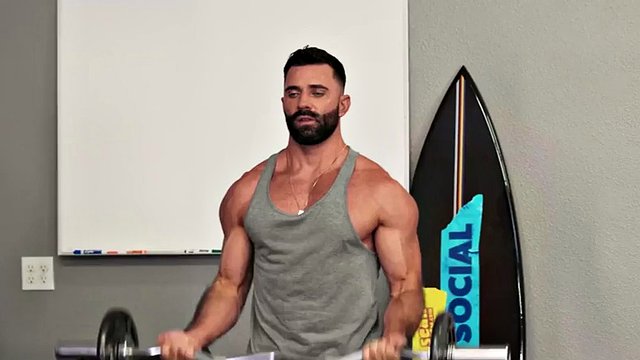 Eager athletic jock rides gym gay in locker room