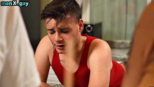 Nymphomaniac fucked by a muscular gay man in a tight anal hole