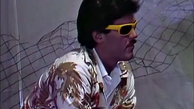 1985 - 黑喉 (720) (AI 升级版)