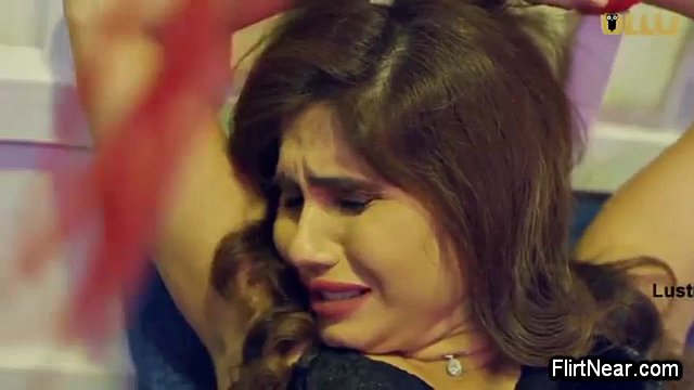 Principal Ne Student Ke Sath BDSM Kia