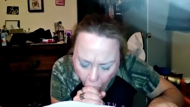 meth whore wants cum in mouth