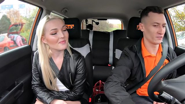 Real driving student gives roadhead