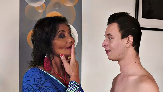 Old woman licked and fucked in pussy by a stud until cumshot