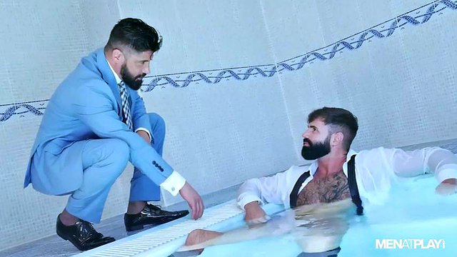 Groomsman bagnato