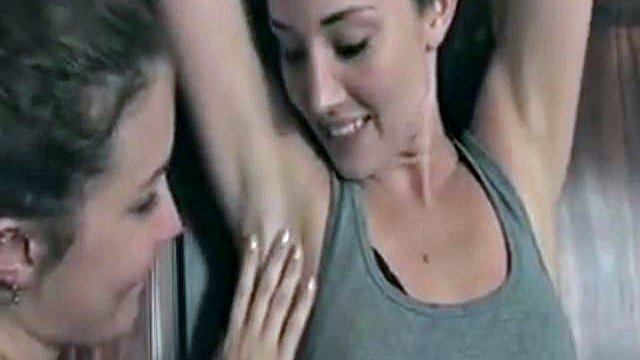 Lesbian Armpit Licking