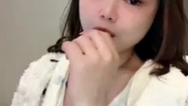 Cici Colmek in the bathroom using a dildo spurted a lot