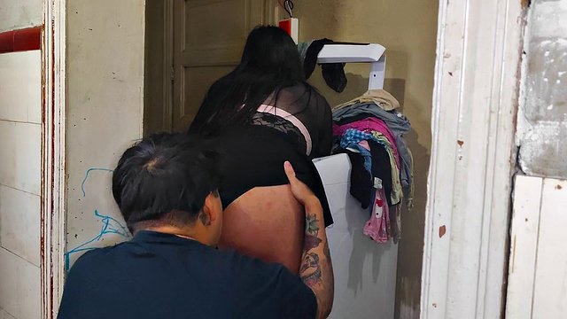I VISIT MY BROTHER BUT ONLY FIND HIS WIFE IN A SHORT SKIRT AND WE END UP FUCKING (REAL)