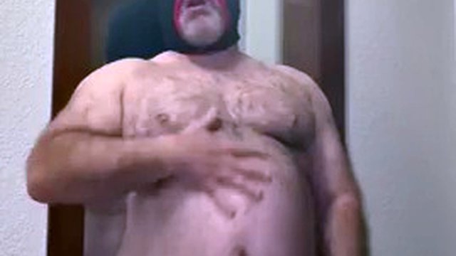 Anal Steve enjoys a long fucking session with a long thick dildo that ends with an explosive orgasm that he eats