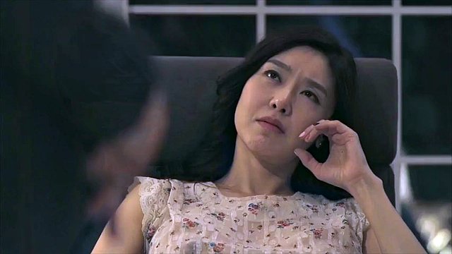 아들 씨발 엄마의 친구 너무 아름다워