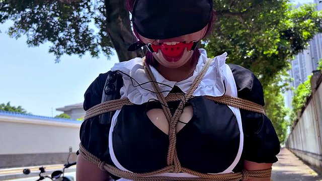 chinese outdoor bondage