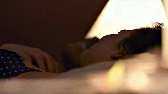 Talented actress Sarah Snook has a hot sex scene