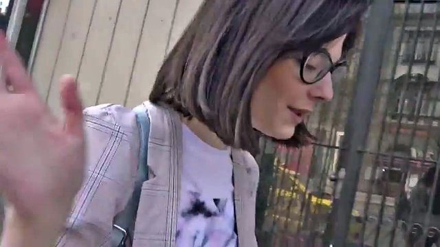 College Teen Sara Talk to Deep Anal Casting: Blowjob, Babe & Hardcore Porn