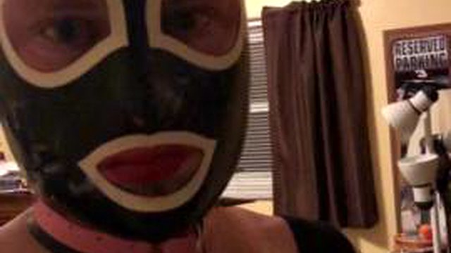 Sissy Facial II