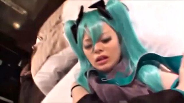 Hatsune Miku: Doggy, Cowgirl og amatørporno