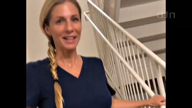 The boss visits the sexy nurse in the hospital bathroom