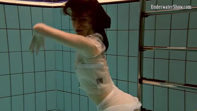 Russians underwater Aneta with Janka and Andrejka alone