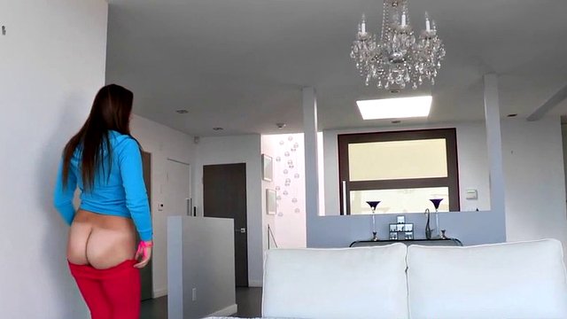 bigbutt youngster pussy creampie by big cock