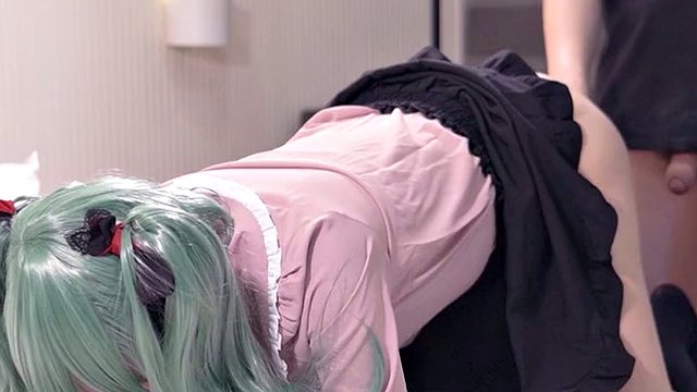 Hatsune Miku Vampire Cosplayer je v prdeli, japonský hentai anime crossdresser cosplay 5