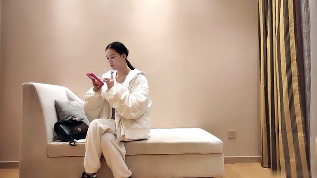 [Yidi Xunhua] Stasera avremo un incontro in due parti: la dea con il volto di una celebrità, una modella e una bellissima figura lavorano insieme in perfetta armonia 2