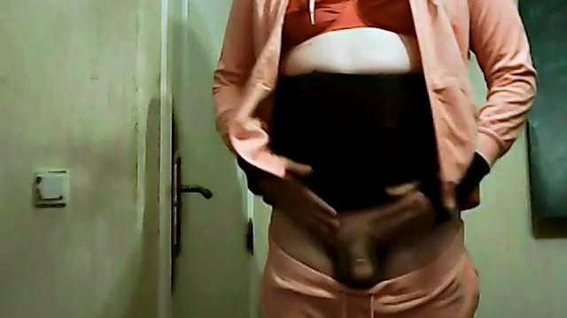 sexy sissy sarah antrekk, velg din favoritt