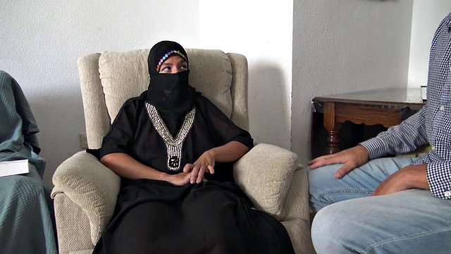 British doctor tricks Egyptian milf into sucking his cock