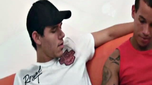 Alef Carvalho proves to be a powerful bottom. When faced with Esteban Paes' monster cock, he doesn't even hesitate. Grab that thick Latin meat and start slapping his ass with it.