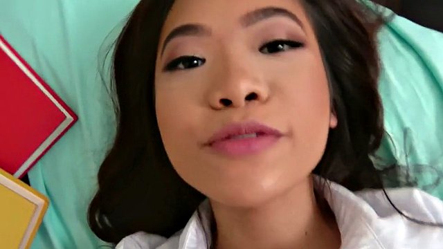 Boy I want to put my dick in my stepdaughter