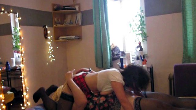 Babi oral seks ve göt yalama travesti