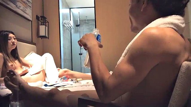 91 Pan Chen umówił się na spotkanie z dziewczyną w czarnej na seks 3