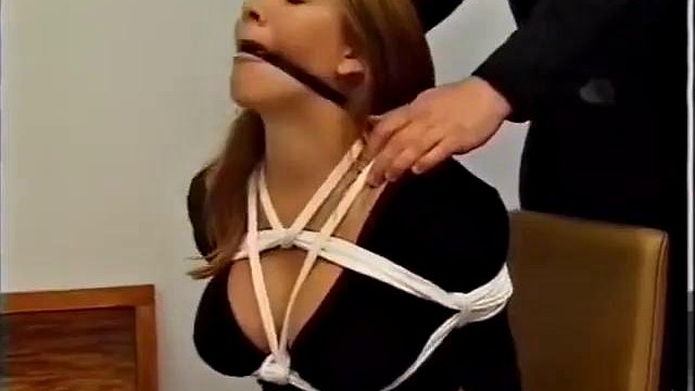La mejor escena para adultos, las tetas grandes más locas, mírala - Andrea Neal: porno duro, fetichista y bondage