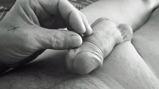 Hoserunter3's Ebony Cock Closeup