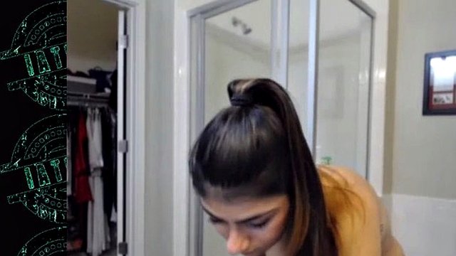 [watching] 0.0 mia khalifa