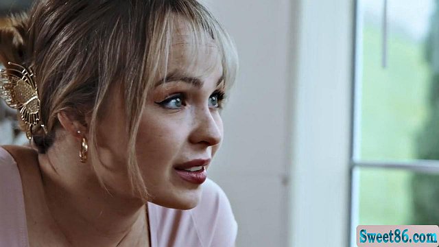 Lilly Bell and Charlie Forde Big Butt Lesbian Ass Play