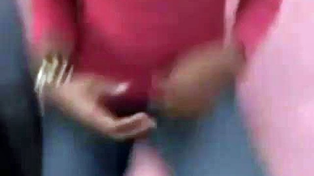 Arabisk kone får en jobb: Blowjob, Doggy & Missionary Porno