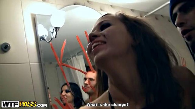 Halween College Sex Party con azione folle