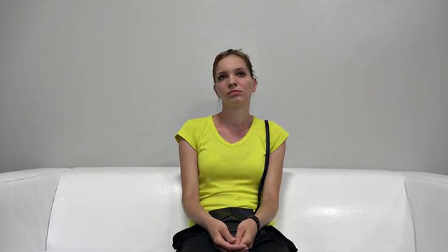 Thin teen brunette wrecked on her first casting