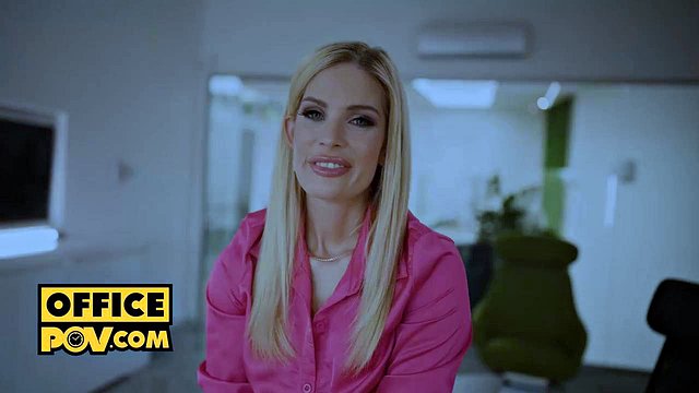 Blonde Boss Candee Licious Keeping Talking Man's Mouth Shut After Sloppy Blowjob, Inten