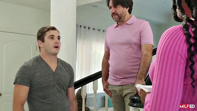 You wont last 5min Hot Ebony Stepmom: Big Tits, Big Ass & Blowjob Porn