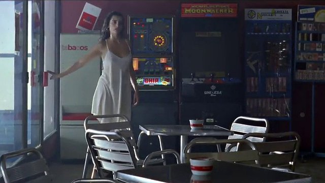Beautiful Penelope Cruz shows her nude body in a movie