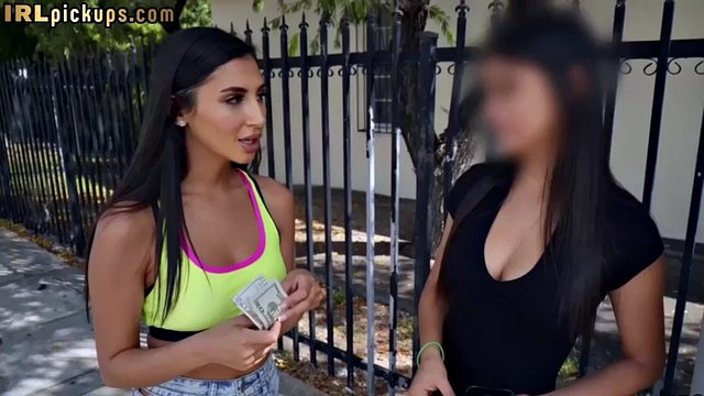 Lesbian latina picking up dykes in public for oralsex