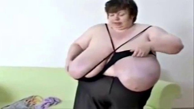 karola s giant juggs in bras