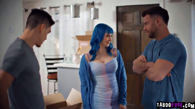 Seksi kız Jewelz Blu, erkek arkadaşı pornosu için Seth Gamble ile seks yaptı