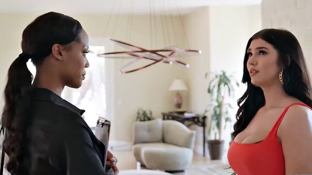 Ebony stunning Lesbian pussylicking GF