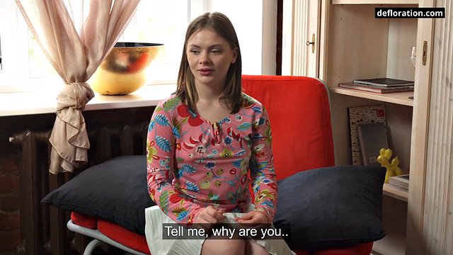 Very cute virgin babe Rita Tulipan first time naked