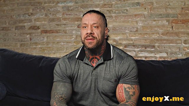 Brunette Catherine Knight Deepthroats Rob Diesel's Big Cock, Swallows Every Drop Before Taking Hard Anal Pounding
